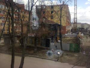 После жалобы на Ульяновских чиновников Путину у многодетной семьи расстреляли дом. http://netbespredelu.ru/?p=15130